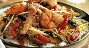 Fideos de Arroz Salteados